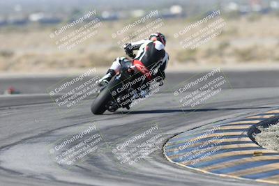 media/Dec-01-2025-Moto Forza (Mon) [[2daa91e15f]]/1-Advanced Group/Session 2 Turn 11 Backside/